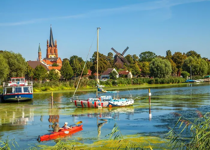 アパート Neu - Hideaway Am Plessower Kolonie Zern